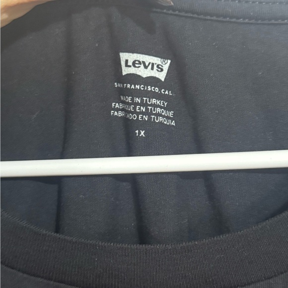 Levi's Black and Red Women's Top - Picture 2 of 3